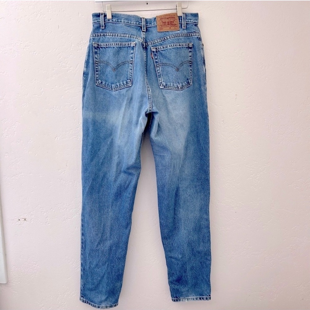 LEVIS 550 VINTAGE Y2K Relaxed Fit Tapered Leg Mom Jean Med/Light Wash 30 X 32